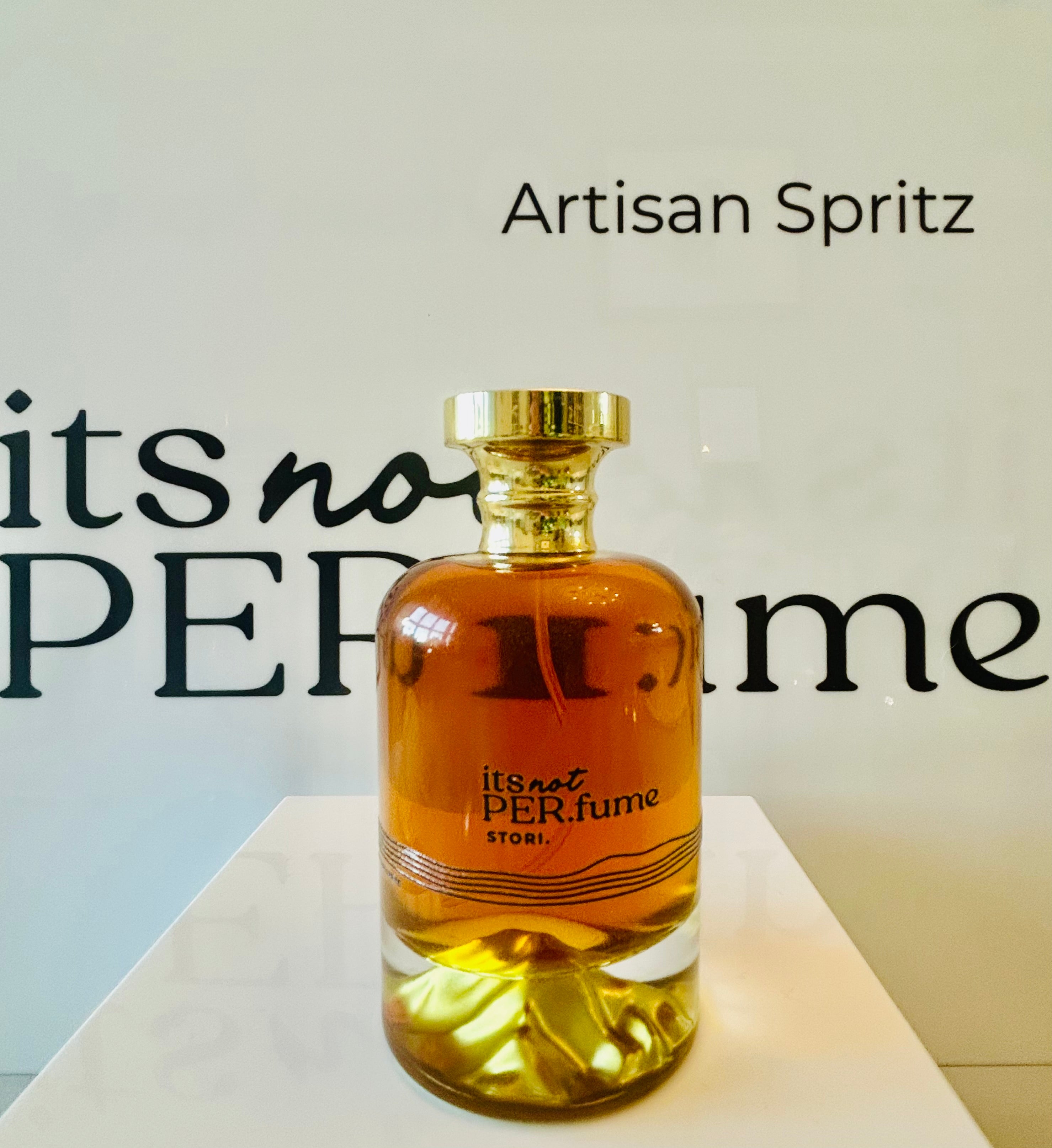 STORI - 100ml Eryri Edition - stunning bottle